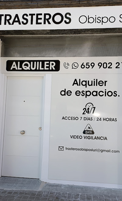 Trasteros - Obispo Siuri