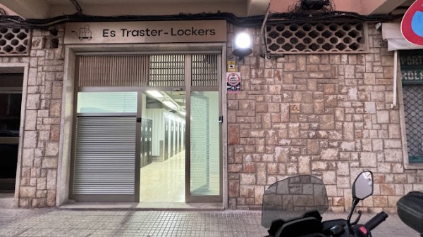 Es Traster - Caro